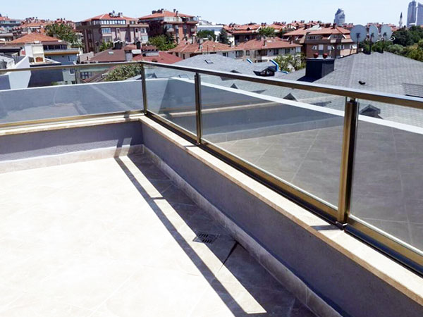 Truks Yapı Alüminyum Küpeşte Sistemleri